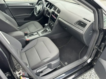 Volkswagen Golf VII Variant Facelifting 1.6 TDI-CR DPF BMT 115KM 2018 Volkswagen Golf Variant 1.6 TDI DSG Comfortline, zdjęcie 28