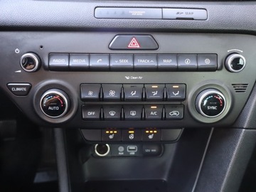 Kia Sportage III SUV Facelifting 2.0 CRDi 136KM 2016 Kia Sportage 2.0 CRDi, Salon Polska, Serwis ASO, zdjęcie 12