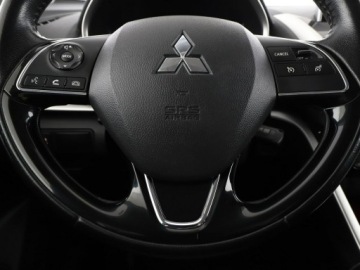 Mitsubishi Eclipse Cross SUV 1.5 T 163KM 2018 Mitsubishi Eclipse Cross kamera grzane fotele hak, zdjęcie 20