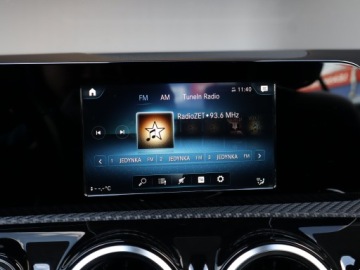 Mercedes Klasa A W177/V177 Hatchback 1.3 180 136KM 2018 Mercedes A A 180, Salon Polska, Skóra, Navi, zdjęcie 11