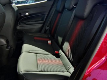 Alfa Romeo Junior SUV 1.2 Hybrid 145KM 2026 ALFA ROMEO Junior Ibrida Ti Suv 1.2 (145KM) 2026, zdjęcie 11