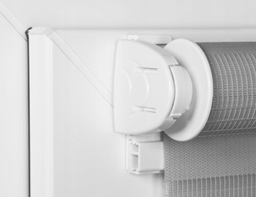 Рулонная штора «день/ночь» на заказ с натяжителем, 98х215 см.