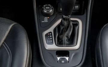 Jeep Cherokee V Terenowy 2.0 MJD 170KM 2014 Jeep Cherokee Jeep Cherokee 2.0 Multijet Active Drive II Automatik Limited, zdjęcie 20