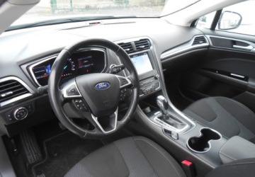 Ford Mondeo V 2018 Ford Mondeo Ford Mondeo VIII 2.0 Hybryda 140 KM 2.0 Hybryda 140KM, zdjęcie 11