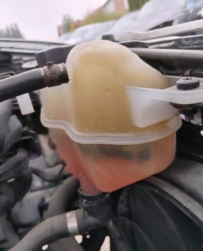 Opel Corsa E Hatchback 3d 1.2 Twinport 70KM 2015 Opel Corsa 2015r, 1.2 Benzyna. Uszkodzony. Poobijany. Jezdzi. 1.2 Benzyna, zdjęcie 21