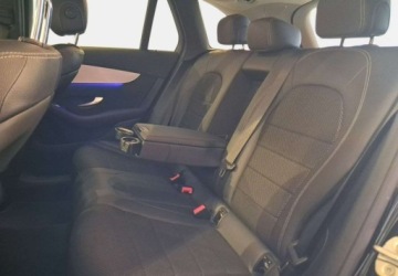 Mercedes GLC C253 SUV Facelifting 2.0 220d 194KM 2020 Mercedes-Benz GLC VAT 23 2.0d 195KM automat 4matic 2020 r., Salon PL, I wl., zdjęcie 12