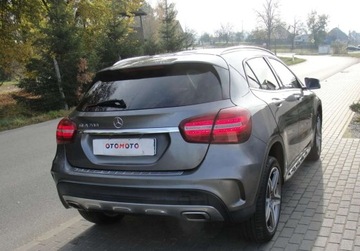 Mercedes GLA I Off-Roader Facelifting 1.6 200 156KM 2018 Mercedes-Benz GLA AMG Line 1,6 Automat 103 tys.km. Panorama 1.6 Benzyna, zdjęcie 2