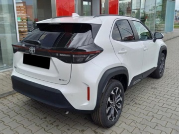 Toyota 2025 Od ręki - Style 1.5 Hybrid 116KM | Podgrzewane fotele!, zdjęcie 2