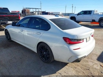 BMW Seria 3 G20-G21 2021 BMW Seria 3 330e, 2021r., 2.0L 2.0 Benzyna 180KM, zdjęcie 3