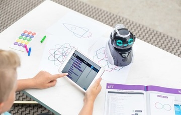 Обучающие ресурсы по программированию и кодированию Арти Макс