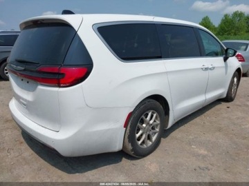 Chrysler Pacifica II 2024 Chrysler Pacifica 2024 Chrysler Pacifica Touring L FWD 3.6 Benzyna 287KM, zdjęcie 3