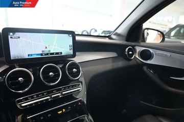 Mercedes GLC C253 SUV 2.0 250 211KM 2019 Mercedes-Benz GLC FV23Reflektory LED StatyczneAktywny Asystent Parkowania, zdjęcie 10