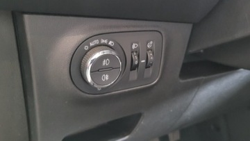 Opel Corsa E Hatchback 3d 1.4 Twinport 90KM 2017 Opel Corsa CORSA 1.4 Tylko 69.ooo km Zadbana Mozliwa ZAMIANA 1.4 Benzyna, zdjęcie 18