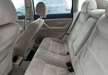 Volkswagen Passat B5 Sedan 1.9 TDI 110KM 1999 Volkswagen Passat Volkswagen Passat 1.9 Diesel 110KM, zdjęcie 5