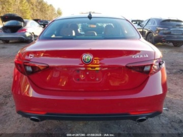 Alfa Romeo Giulia II Sedan Facelifting 2.0 Turbo 280KM 2021 Alfa Romeo Giulia 2021r., 4x4, 2.0L 2.0 Benzyna 280KM, zdjęcie 7