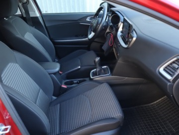 Kia XCeed Crossover 1.5 T-GDI 160KM 2022 Kia XCeed 1.5 T-GDI, Salon Polska, Serwis ASO, zdjęcie 8