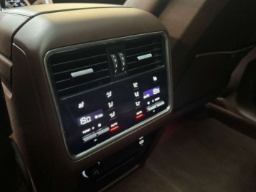 Porsche Cayenne III SUV GTS  4.0 V8 460KM 2022 Porsche Cayenne 4.0 Benzyna 460KM, zdjęcie 35