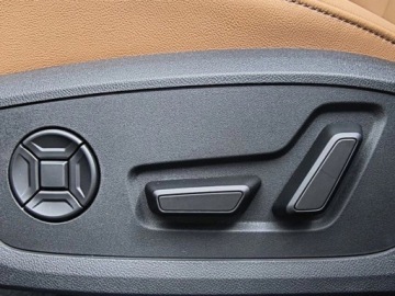 Audi A6 C8 Limousine Facelifting 2.0 40 TDI 204KM 2025 AUDI A6 TDI quattro S line Sedan (204KM) 2025, zdjęcie 4