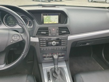Mercedes Klasa E W212 Kabriolet 200 CGI BlueEFFICIENCY 184KM 2011 Mercedes E 200 Kabriolet Avantagrde FULL OPCJA, zdjęcie 33