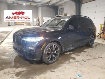 BMW X7 2022 BMW X7 M50i, 2022r., 4x4, 4.4L 4.4 Benzyna 523KM