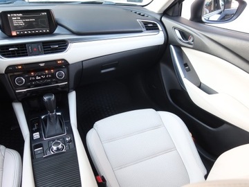 Mazda 6 III Sedan 2.5 SKYACTIV-G I-ELOOP 192KM 2015 Mazda 6 2.5 Skyactiv-G, Salon Polska, Serwis ASO, zdjęcie 7