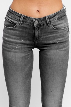 GUESS - szare jeansy damskie z brokatem 30/30