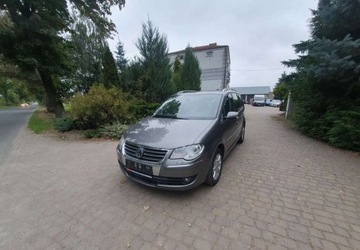 Volkswagen Touran I 2.0 TDI 170KM 2007 Volkswagen Touran Volkswagen Touran 2.0 TDI DPF DSG Highline 2.0 Diesel