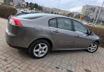 Renault Laguna III Hatchback 2.0 16v 140KM 2009 Renault Laguna 2,0 Benzyna - Bezwypadkowa - Zarejestrowana 2.0 Benzyna, zdjęcie 27