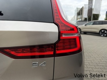 Volvo V60 II  Kombi Facelifting 2.0 B4 B 197KM 2025 Volvo V60 V60 B4B Ultra Dark Bowers&amp;Wilkins Panora, zdjęcie 30