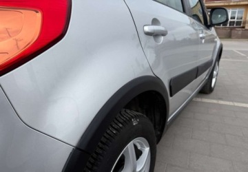 Suzuki SX4 I Hatchback 1.6 i 16V VVT 107KM 2009 Suzuki SX4 Suzuki SX4 1.6 VVT 4x4 Club 1.6 Benzyna 107KM, zdjęcie 18