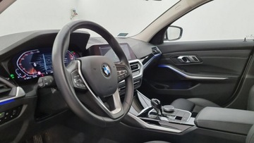 BMW Seria 3 G20-G21 Limuzyna 2.0 318i 156KM 2021 BMW 318 i Sport Line aut, zdjęcie 8