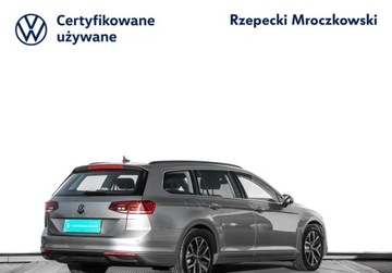 Volkswagen Passat B8 Variant Facelifting 2.0 TDI SCR 200KM 2023 Volkswagen Passat 2.0TDI 200KM Business DSG, Nawigacja Satelitarna, Podgrz, zdjęcie 4