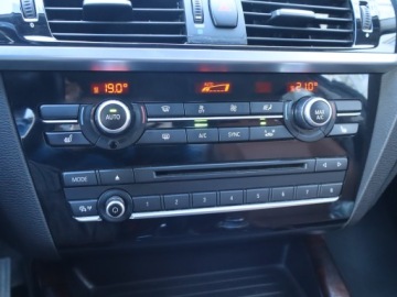BMW X3 F25 SUV 2.0 20d 190KM 2015 BMW X3 xDrive20d, 187 KM, 4X4, Automat, Skóra, zdjęcie 11