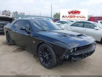 Dodge Challenger III 2022 Dodge Challenger rt scat pack, 2022r., 6.4L 6.4 Benzyna 485KM