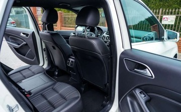 Mercedes Klasa B W246 Sports Tourer 220 184KM 2014 Mercedes-Benz Klasa B 2.0B 184Ps 4x4 PolSkora Bixenon Navi Ledy Alu18 Bixe, zdjęcie 29