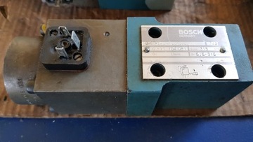 Zawór hydrauliczny proporcjonalny Bosch 0811104081
