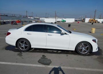 Mercedes Klasa E W213 Cabrio 2.0 300 245KM 2017 Mercedes-Benz Klasa E MERCEDES-BENZ E 300 2.0 Benzyna 244KM, zdjęcie 1
