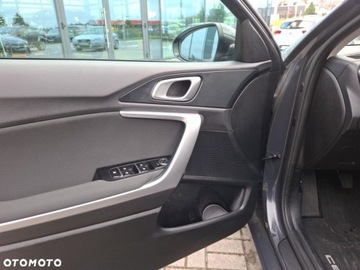 Kia Ceed III Kombi Facelifting 1.5 T-GDI 140KM 2024 Kia Ceed Kia Ceed 1.5 Benzyna 140KM, zdjęcie 9