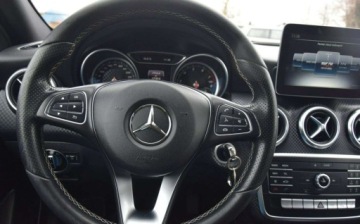 Mercedes Klasa A W176 Hatchback 5d Facelifting 180 122KM 2017 Mercedes-Benz Klasa A 1.6B 2017r Navi PDC Grzane Fotele Sprowadzony Oplaco, zdjęcie 23