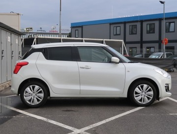 Suzuki Swift VI Hatchback 1.2 DualJet 90KM 2019 Suzuki Swift 1.2 DualJet, Salon Polska, zdjęcie 5