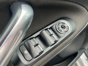 Ford Galaxy III Van 2.0 Duratec Flexifuel 145KM 2009 Ford Galaxy Gia 7-Miejsc Klimatyzacja Nawigacja Parktronic Tempomat Grzana, zdjęcie 16