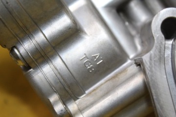 МАСЛЯНЫЙ НАСОС 06J115106AB A3 8P GOLF VI 2.0 TFSI CAW