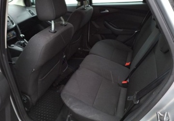 Ford Focus III Kombi Facelifting 1.5 TDCi 120KM 2018 Ford Focus SW 1,5 TDCi 120km, Salon Polska, FV 23 1.5 Diesel 120KM, zdjęcie 10