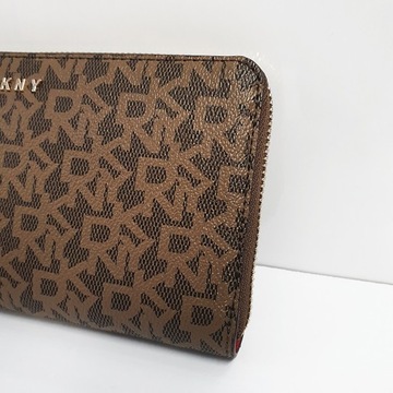 Portfel damski DKNY logowany monogram