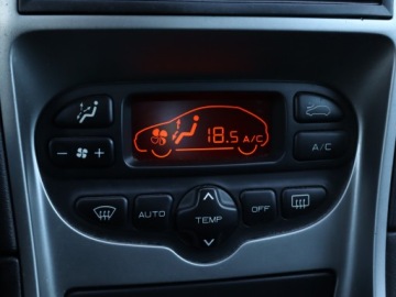 Peugeot 307 I Kombi 1.6 16V 109KM 2002 Peugeot 307 1.6 16V, Klima, Klimatronic, El. szyby, zdjęcie 15