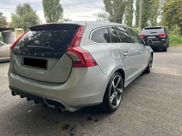 Volvo V60 I Kombi 2.0 D3 163KM 2011 Volvo V60 Volvo V60 R-design 2,0 Diesel 5 Cylindrow Automat Zamiana 2.0, zdjęcie 9