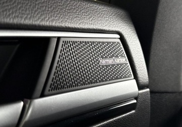 Volkswagen Arteon Shooting Brake R 2.0 TSI 320KM 2022 Volkswagen Arteon Arteon 2.0 TSI 4Motion R DSG - benzyna, naped 4x4, 5 drz, zdjęcie 22