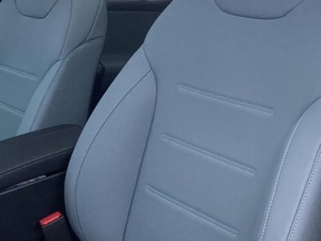 Mercedes GLB SUV 1.3 200 163KM 2025 MERCEDES-BENZ GLB 200 AMG Line Suv 1.3 (163KM) 2025, zdjęcie 6