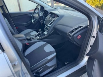 Ford Focus III Kombi 1.0 EcoBoost 100KM 2012 Ford Focus 1.0 Benz Zadbany Nowy rozrzad Benzyna 100KM, zdjęcie 19