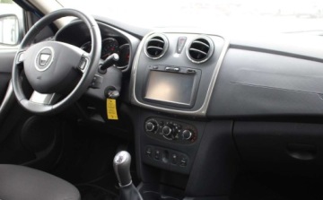 Dacia Sandero II Hatchback 5d 1.5 dCi 90KM 2015 Dacia Sandero Stepway Kupuj Taniej. Tylko 70tys.km. 1.5 Diesel 90KM, zdjęcie 14